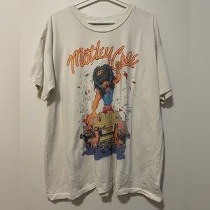Revolve Daydreamer Motley Crue Merch Tee in Stone Vintage